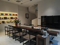 -华致酒行(沈砖公路店)