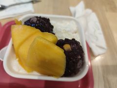 芒果白雪黑糯米-满记甜品(巴黎春天宝山店)