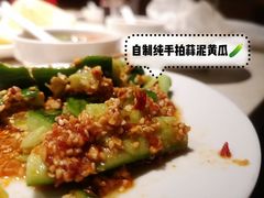手拍蒜泥黄瓜-海底捞火锅鲜切牛肉主题店(长寿路店)