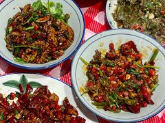 -荆九爷爆炒桥头三嫩(云南北路店)