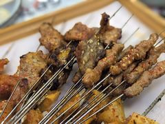 -泉哥小平房串店