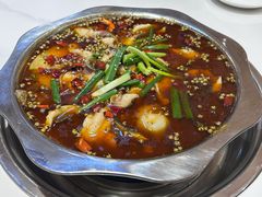 -乡土特色.冷锅鱼.牦牛肉汤锅