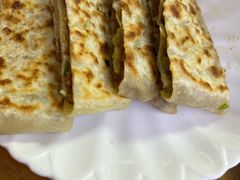 -溢心园香河肉饼总店