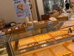 面包甜点陈列柜-泸溪河桃酥(鄞州高新宝龙店)