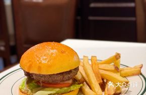 Wolfgang Dry-Aged Beef Burger