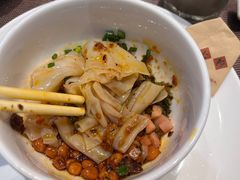 -黔蘑菇四季餐厅(观山湖店)