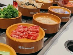 -龍歌自助小火锅(市南金茂湾店)