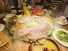 -老滇山寨•云南特色菜•地方菜•民族风情歌舞表演(金碧店)