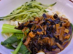 大同黄花菜苜蓿刀削面-晋府大酒店