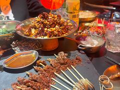 -何师烧烤Pro ·江湖川菜·小龙虾·精酿(太古里旗舰店)
