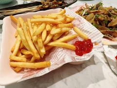 炸薯条-嗨辣小聚·盘锦河蟹·海鲜烧烤龙虾(盘锦十年好店)