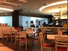 大堂-必胜客(东大桥店)