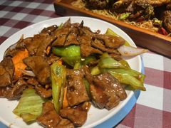 -小锅饭豆腐馆(嘉陵江街店)