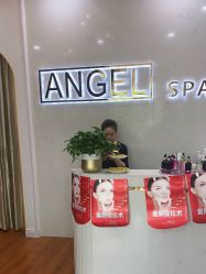 -EMILY 艾米莉 烫染沙龙