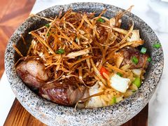 葱烧澳洲牛扒配石锅饭-酒池星座(深圳湾后海汇店)