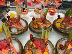 -雍容荟帝王蟹活龙虾展台自助(IFS黑金店)