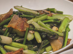 紫菜苔炒腊肉-小户人家(循礼门南国中心店)