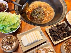 -印象老灶台三下锅·湘西本土原味菜(天门山索道店)