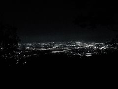 -鬼笑石后山停车场
