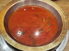 -野山舂·贵州现舂酸汤牛肉(东山店)