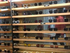 -MUJOSH木九十眼镜(月星环球港B1店)
