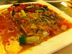 剁椒鱼头-唐宫海鲜舫