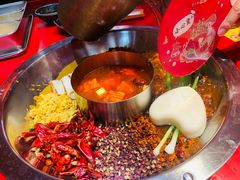 -谭鸭血老火锅(七宝万科广场店)