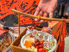 -黄记煌三汁焖锅(新佳丽江汉路店)