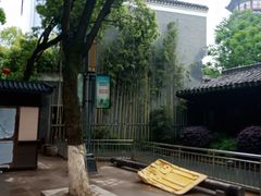 -绳金塔美食街(前进路店)