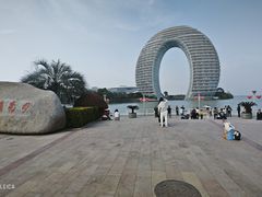 -湖州太湖旅游度假区-月亮广场