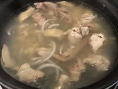 -东椰·海南椰子鸡火锅(朝阳门店)