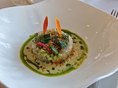 皇帝鱼刺身和青豆香蜂草沙拉-Jean Georges