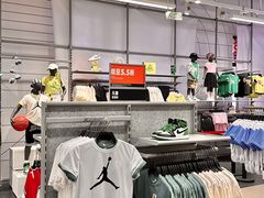 -百联奥特莱斯广场(南京店)