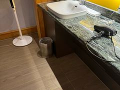 -浅水汤温泉(人民东路店)
