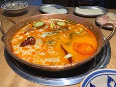 -洱火云南酸菜牛肉火锅(石景山当代商城店)