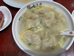 刀鱼馄饨-老半斋(福州路店)