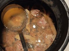 -八府香鸭·啫啫煲(华山路店)