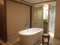 -三亚亚龙湾雅高美爵酒店