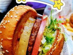 -The Habit Burger Grill 哈比特汉堡(复兴soho店)