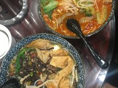 -东门七爷螺蛳粉(浦东店)