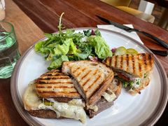 -O'mills Sourdough Bakery&Bistro(永嘉路店)