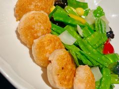 -海派悦庭·海胆烧麦·新融合菜(凯德广场店)