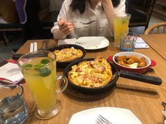 -必胜客(百联又一城店)