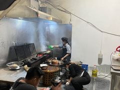 -乔岩保应烧烤店