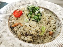 -露露家咖啡店
