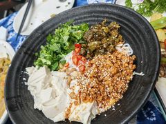 豆花米线-滇道云南特色料理(康定路店)