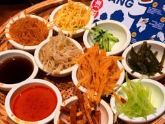 -包整·丝娃娃(甲秀楼景观店)