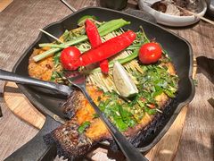 香茅草烤罗非鱼-云海肴云南菜(浦江欢乐颂店)