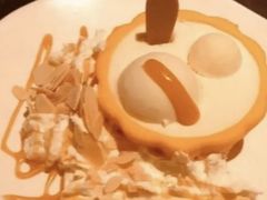 弹汤团形蛋糕-星巴克(宁波老外滩店)