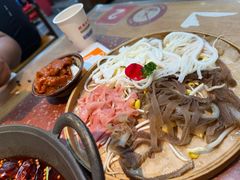 -赵美丽·重庆社区火锅·直营店(火车东站·中豪国际店)